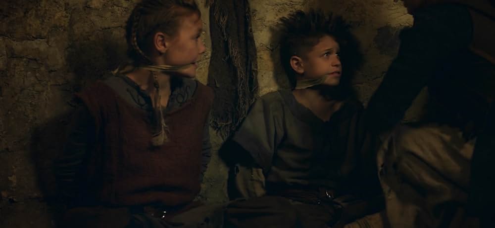 クリスマスを取り戻せ！ リトル・ドラゴンとサンタの魔法の石の画像