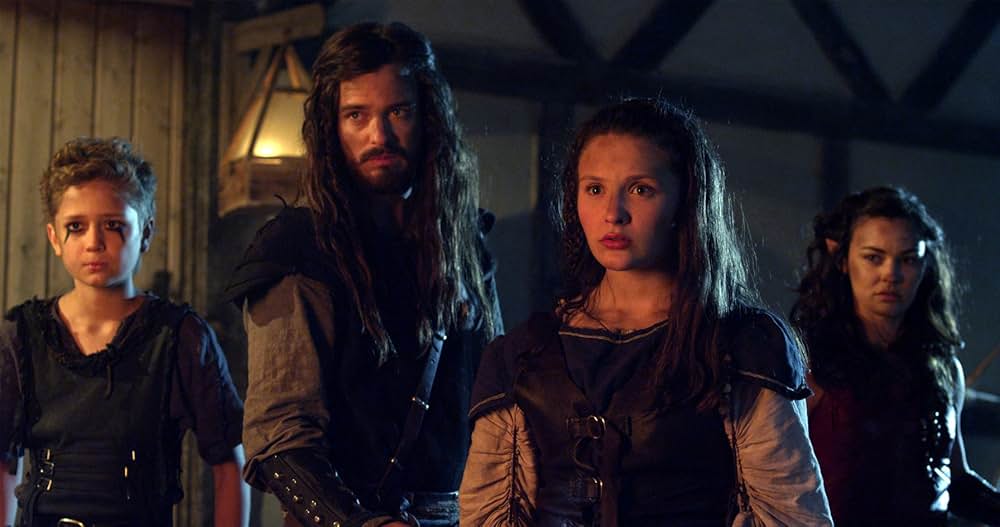 クリスマスを取り戻せ！ リトル・ドラゴンとサンタの魔法の石の画像