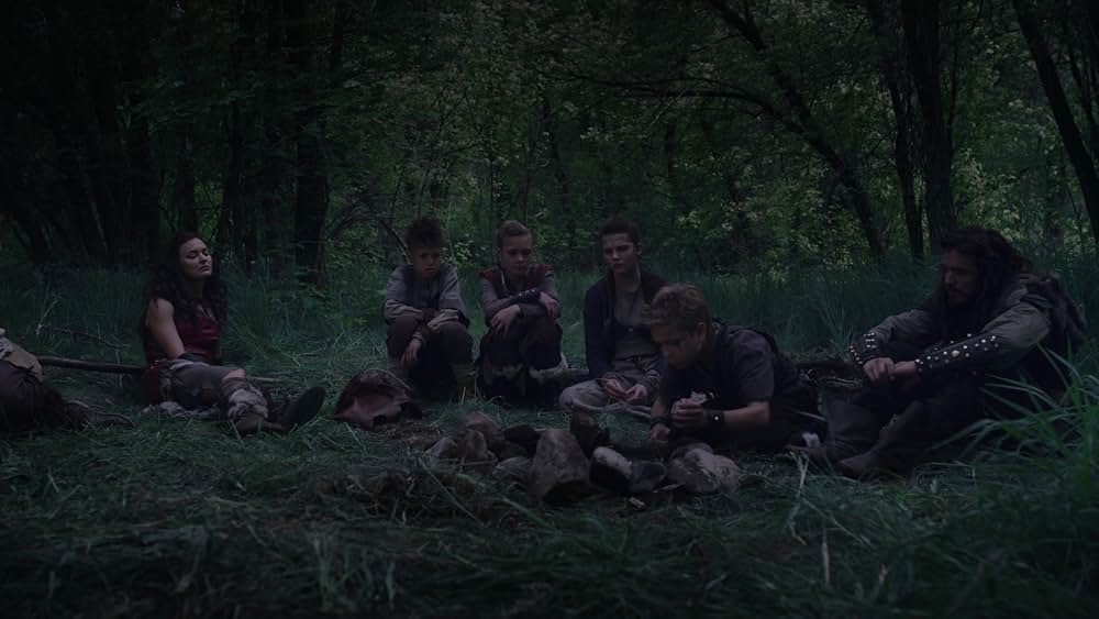 クリスマスを取り戻せ！ リトル・ドラゴンとサンタの魔法の石の画像