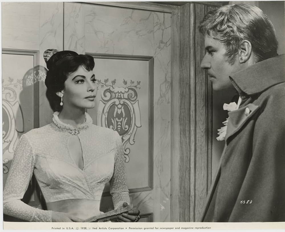 裸のマヤの画像