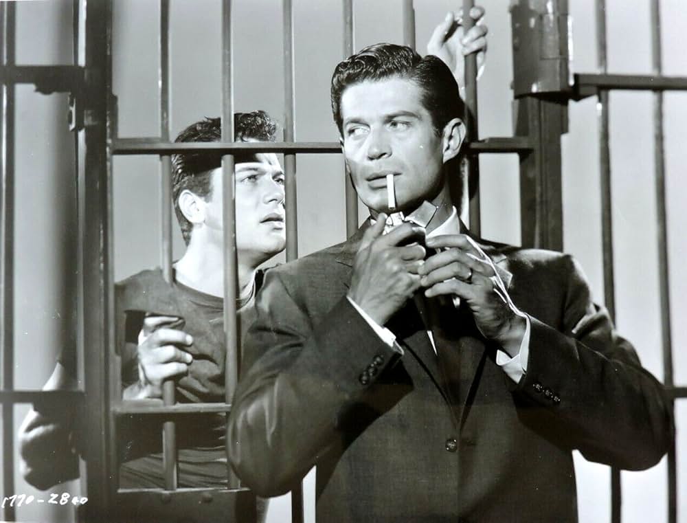 六つの橋を渡る男の画像