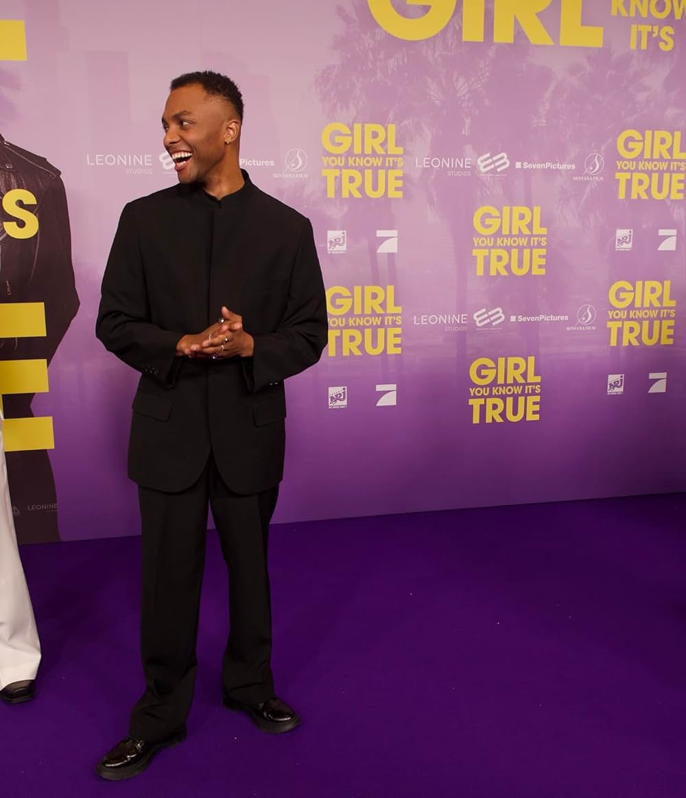 Girl You Know It's True（原題）の画像