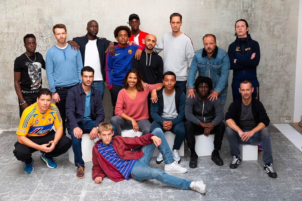 スクールライフ: パリの空の下での画像