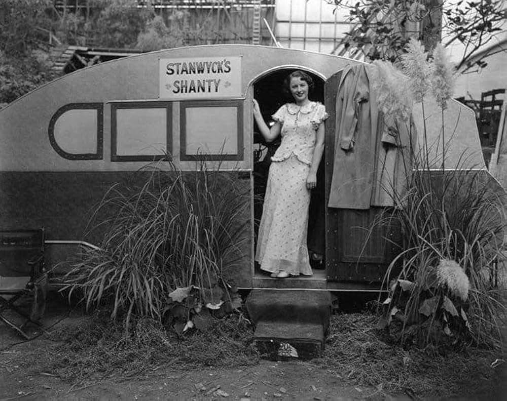 膝にバンジョーの画像