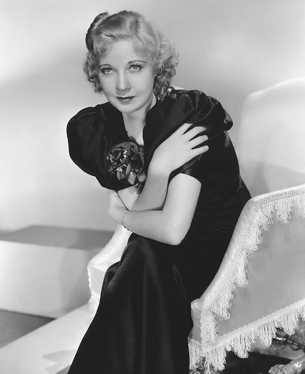 踊るアメリカ艦隊の画像