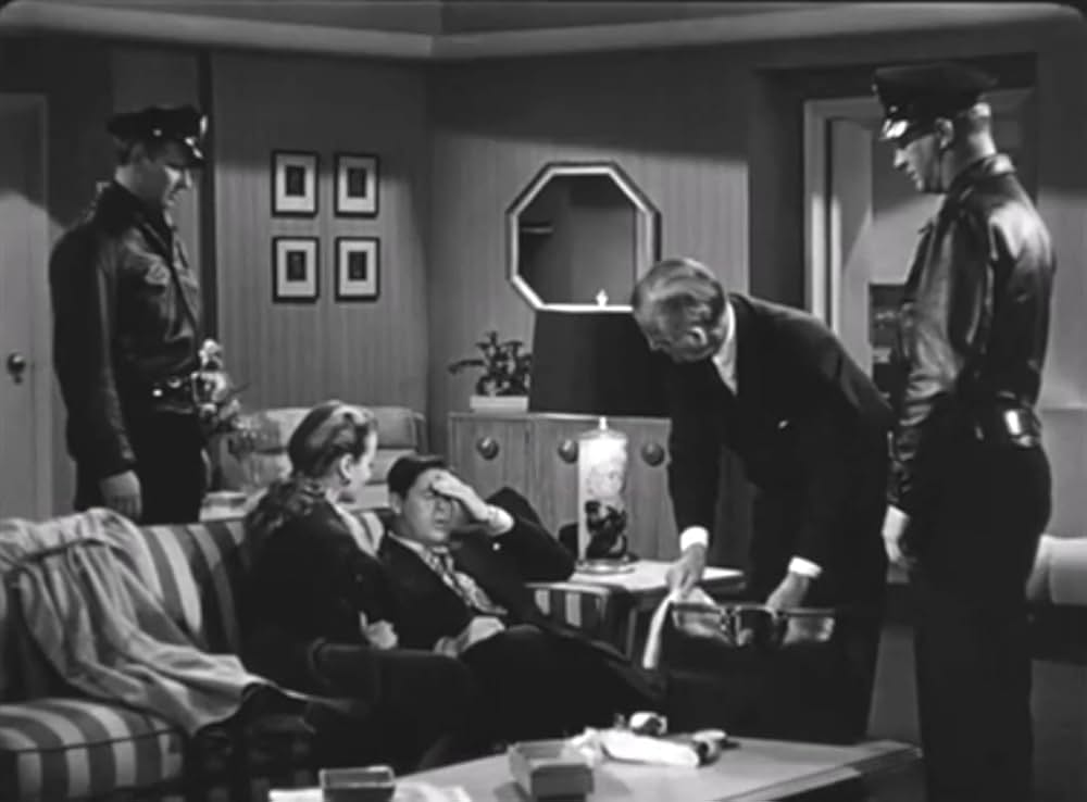 遅すぎた涙の画像