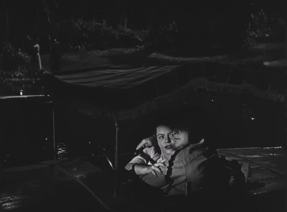 遅すぎた涙の画像