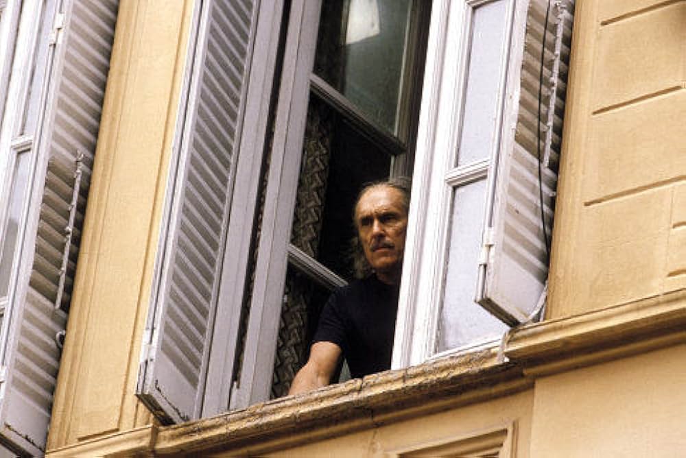 愛と暗殺のタンゴの画像