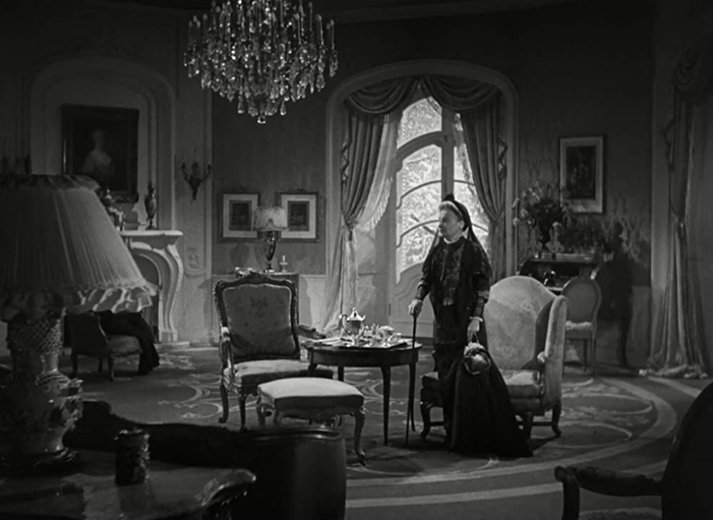 孔雀夫人の画像