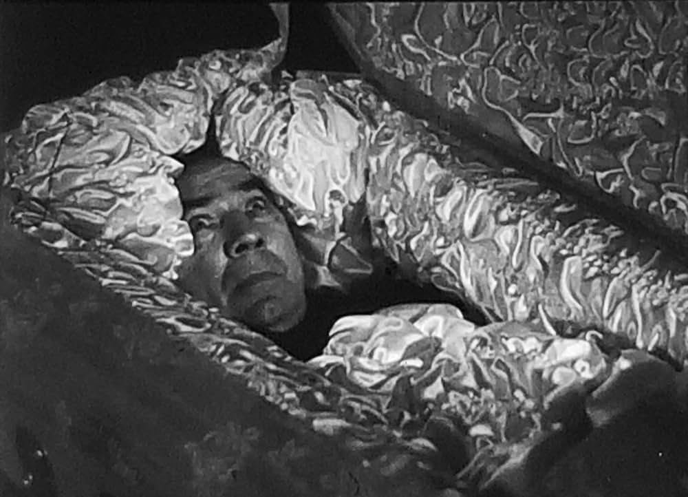 消える死体の画像