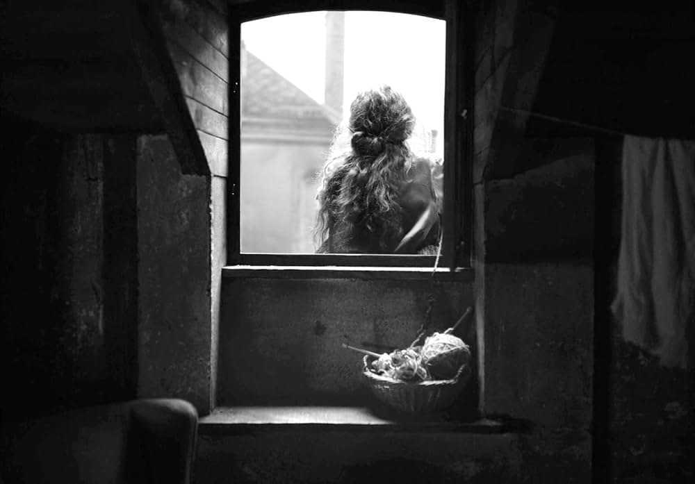 ガール・ウィズ・ニードルの画像