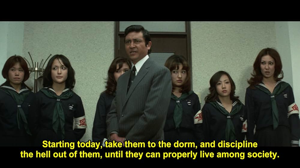 恐怖女子高校 暴行リンチ教室の画像