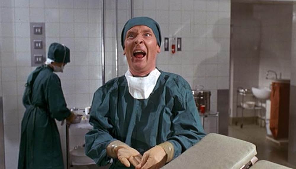 ピンクの病院／ドクター・ストップの画像