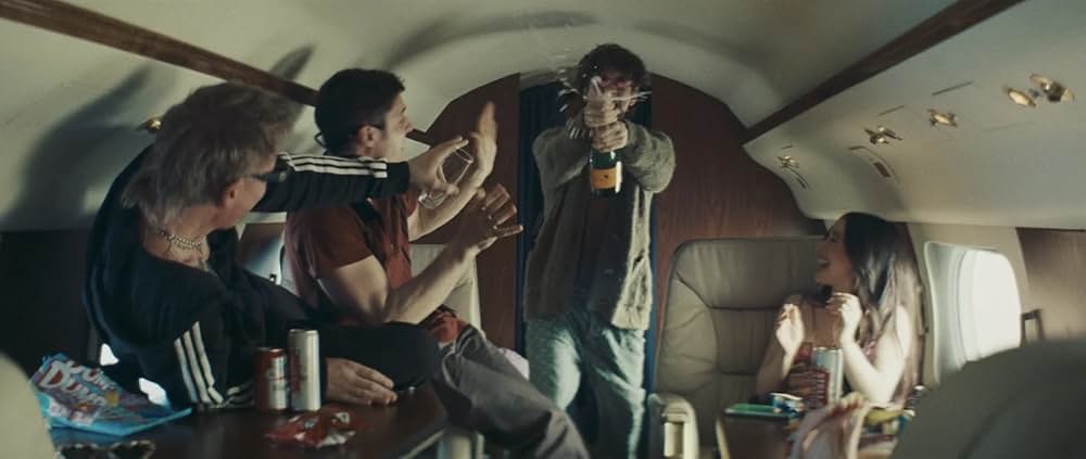 ANORA アノーラの画像