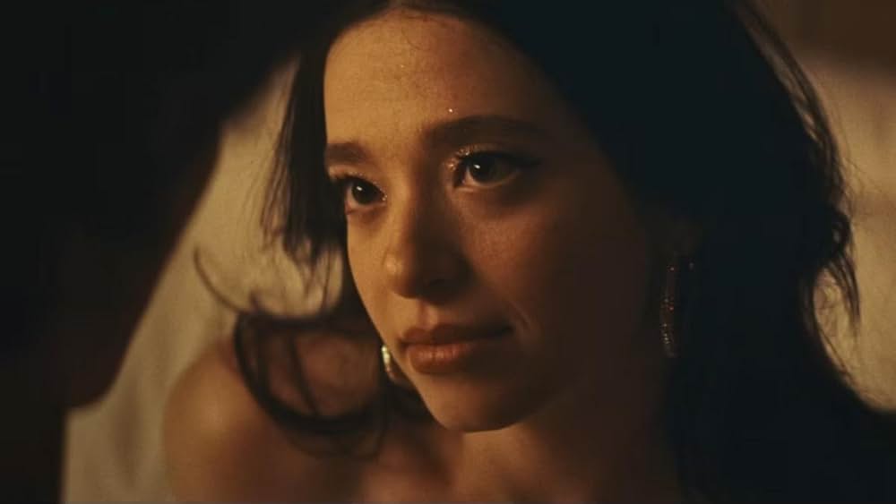 ANORA アノーラの画像