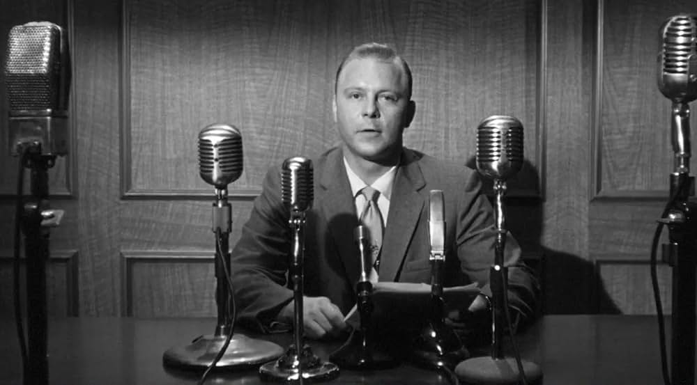 極地からの怪物 大カマキリの脅威の画像