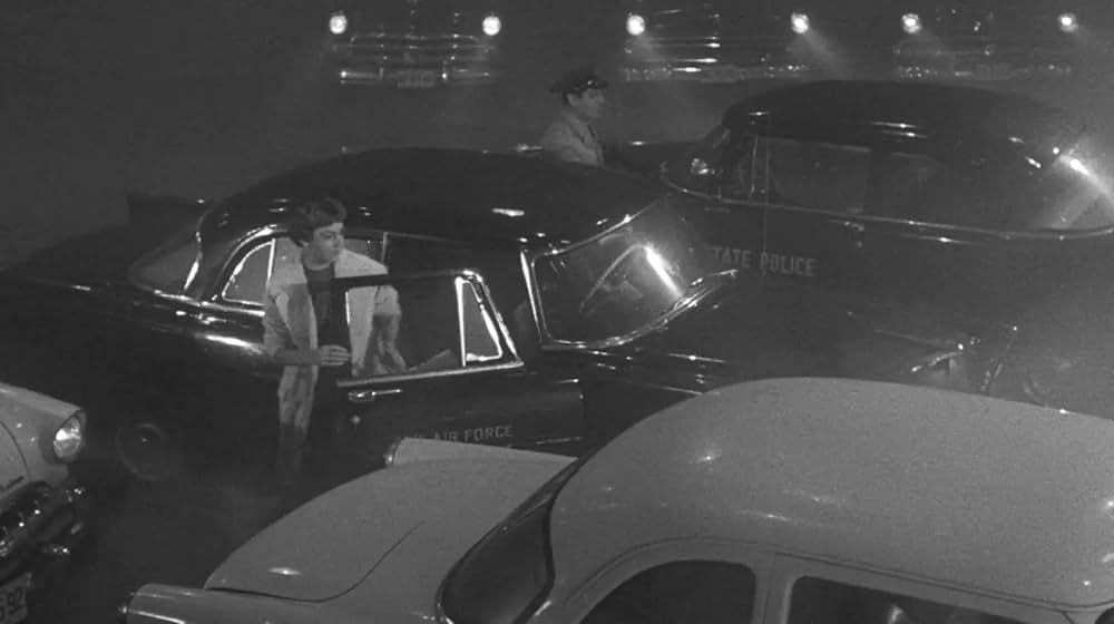 極地からの怪物 大カマキリの脅威の画像