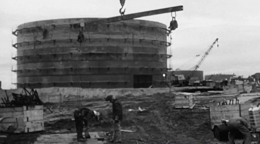 極地からの怪物 大カマキリの脅威の画像