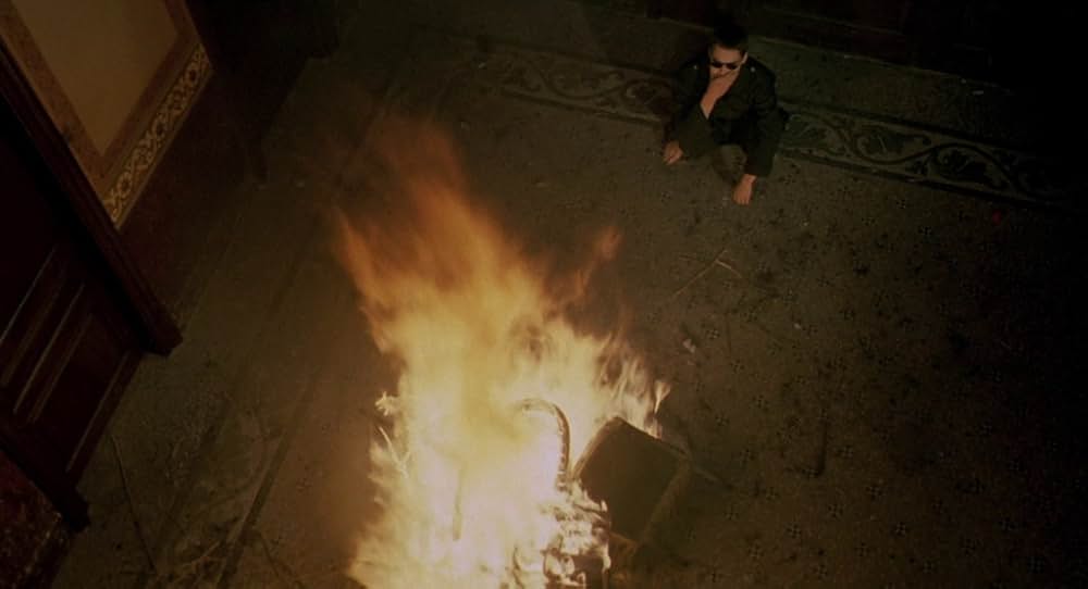 In A Glass Cageの画像