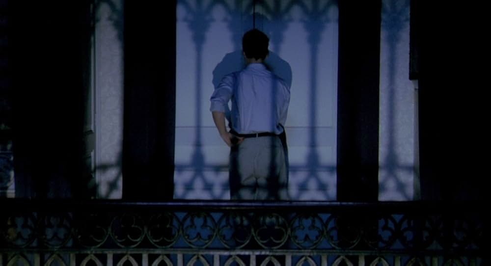 In A Glass Cageの画像