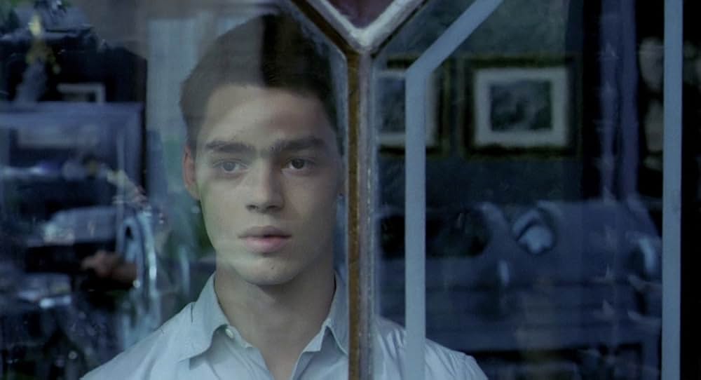 In A Glass Cageの画像