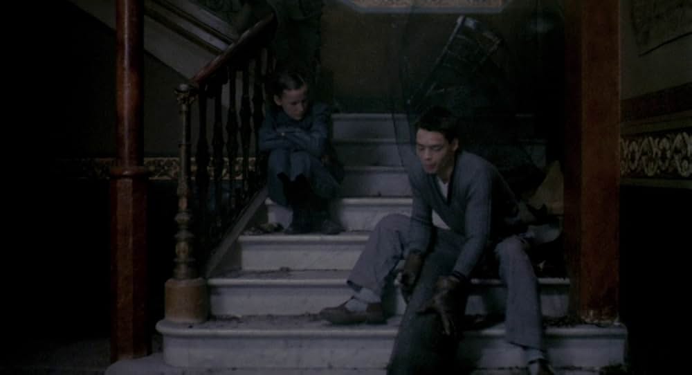 In A Glass Cageの画像