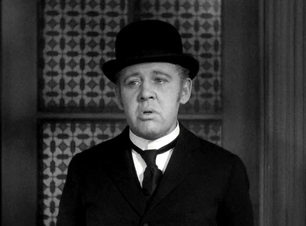 「人生は42から」チャールズ・ロートンの画像