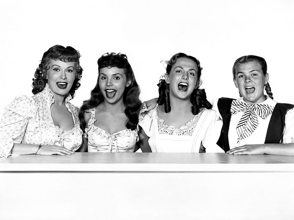 四人姉妹の画像