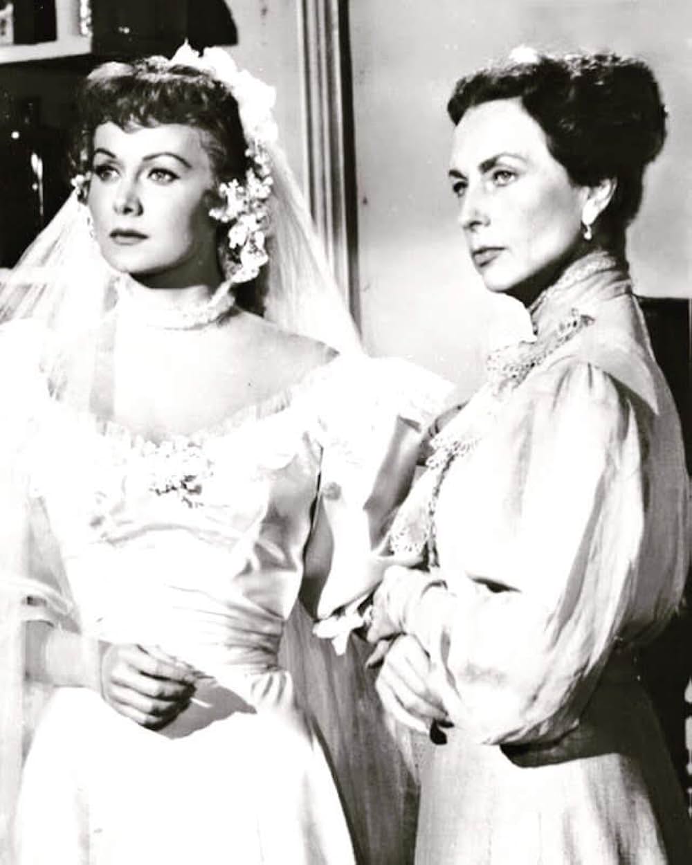 四人姉妹の画像