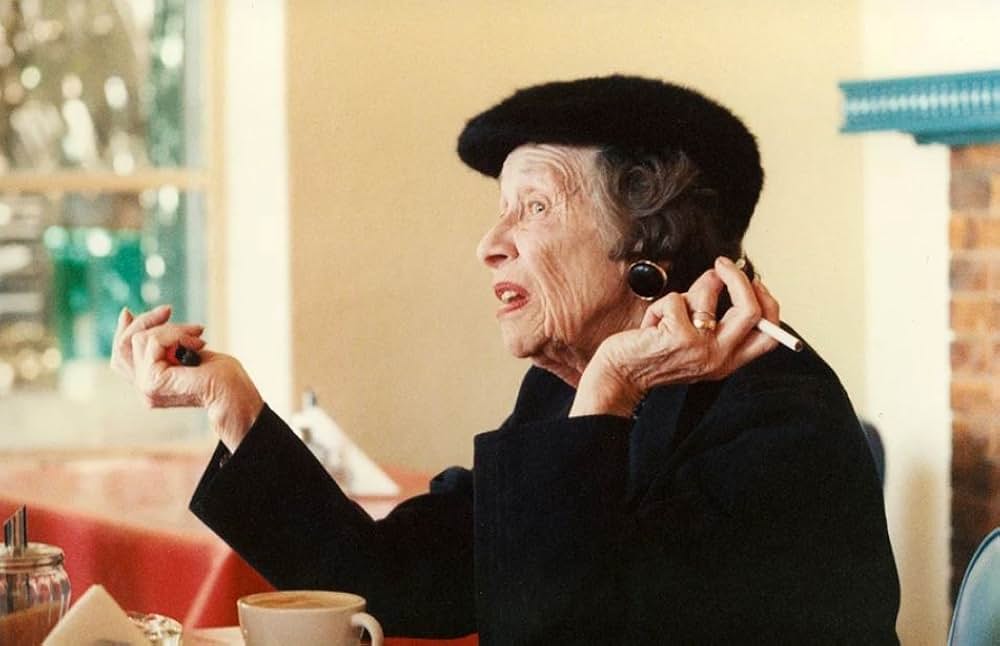 ある老女の物語の画像