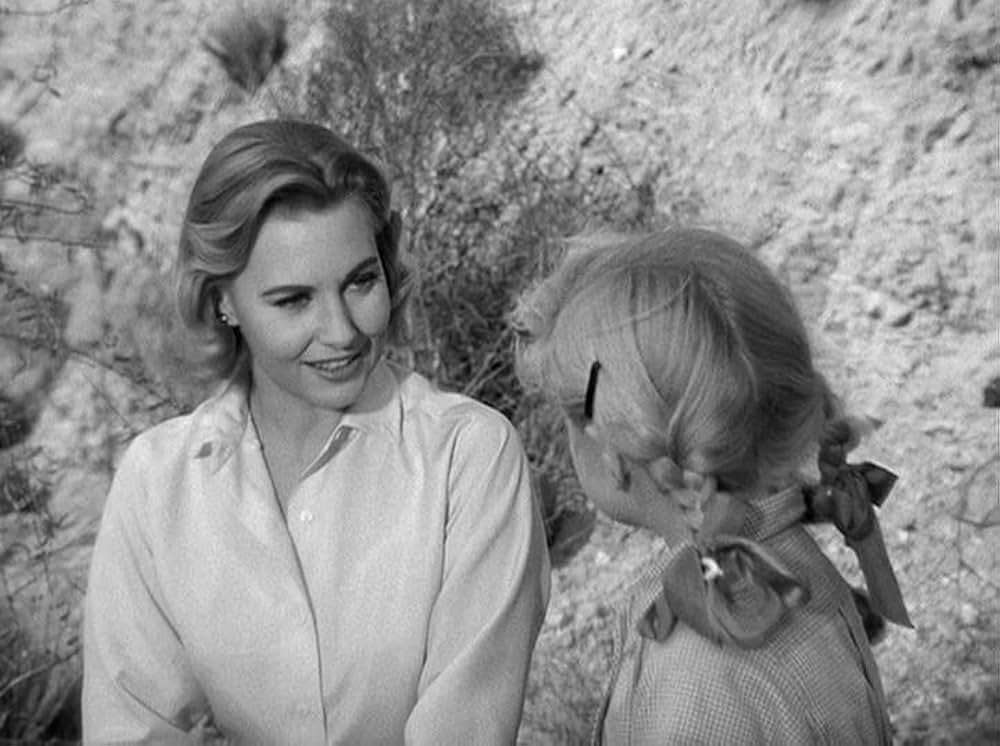 モノリスの怪物 宇宙からの脅威の画像