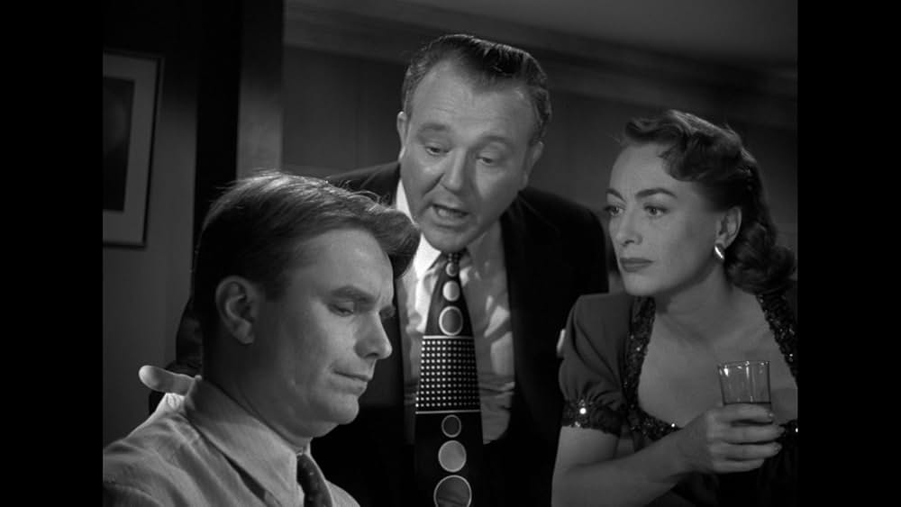 悪党は泣かないの画像