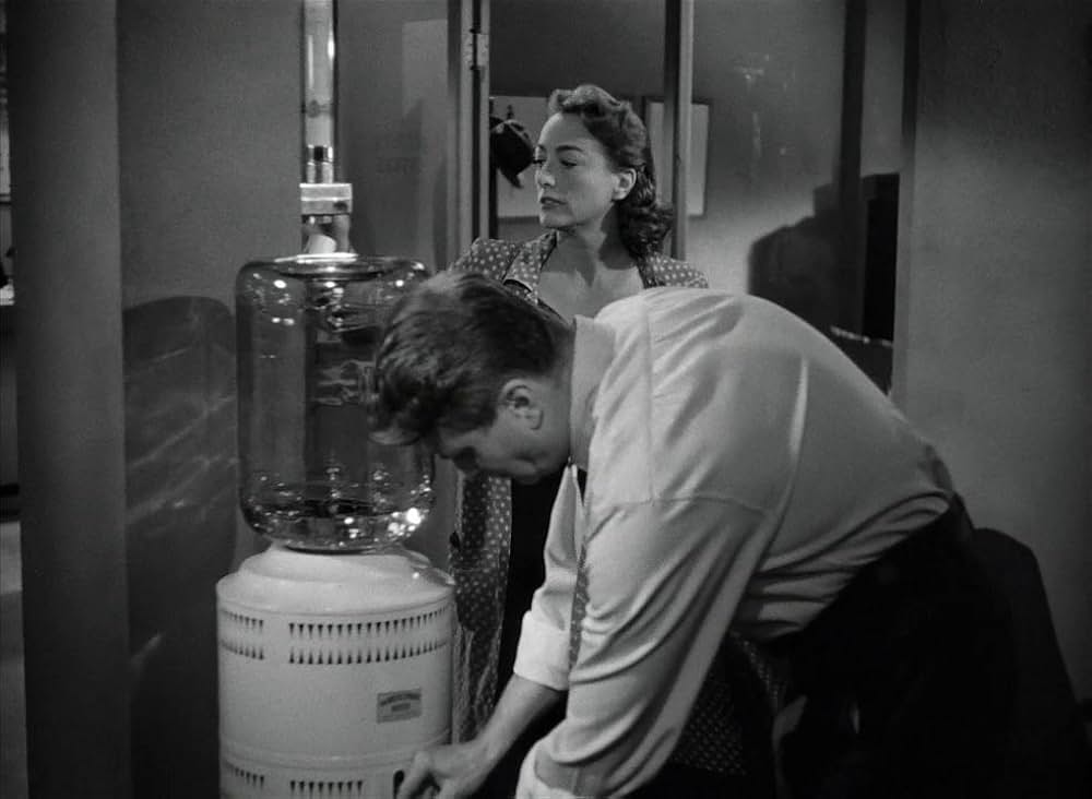 悪党は泣かないの画像