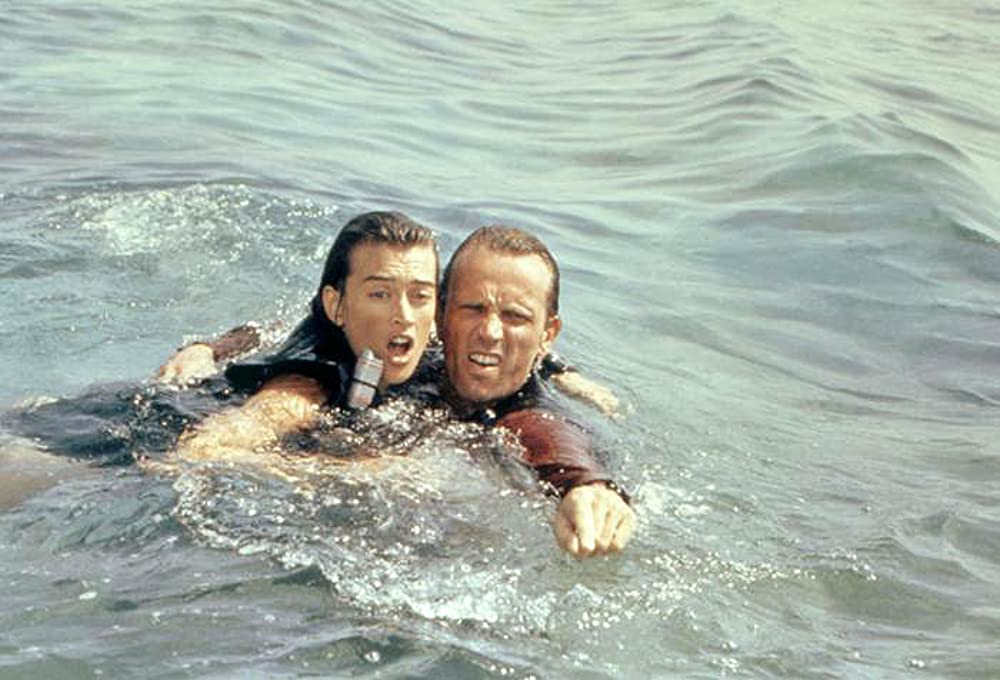 「リバイアサン」ピーター・ウェラー & Amanda Paysの画像