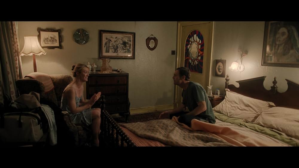 スピーク・ノー・イーブル 異常な家族の画像