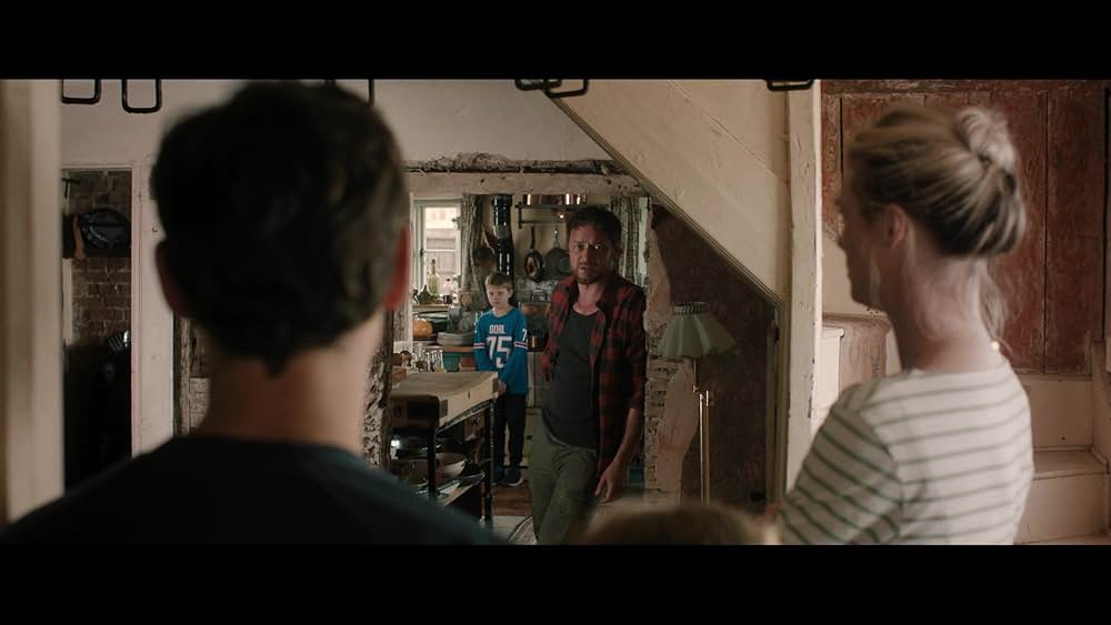 スピーク・ノー・イーブル 異常な家族の画像