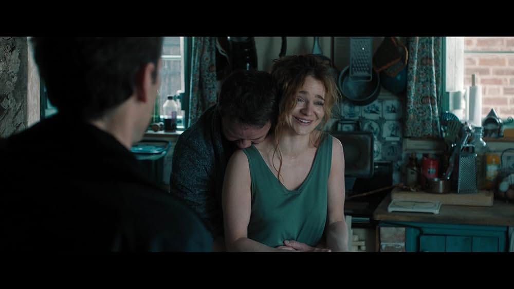 スピーク・ノー・イーブル 異常な家族の画像