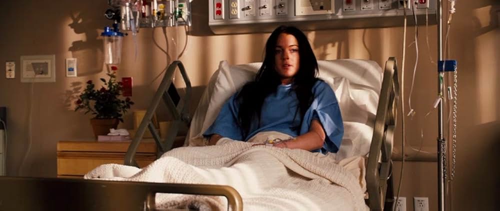 アイ ノウ フー キルド ミー（原題）の画像