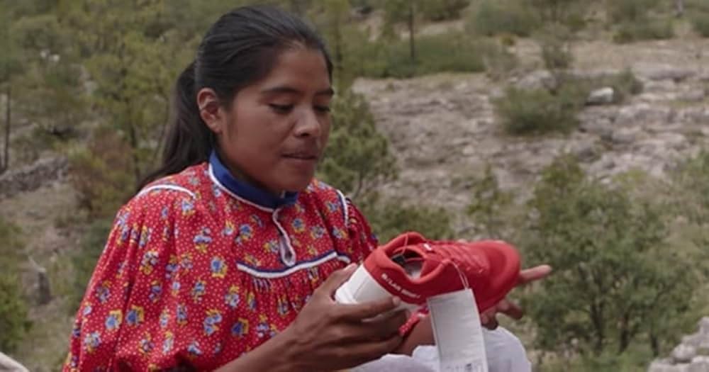 ロレーナ: サンダル履きのランナーの画像