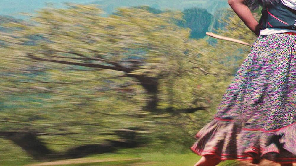 ロレーナ: サンダル履きのランナーの画像