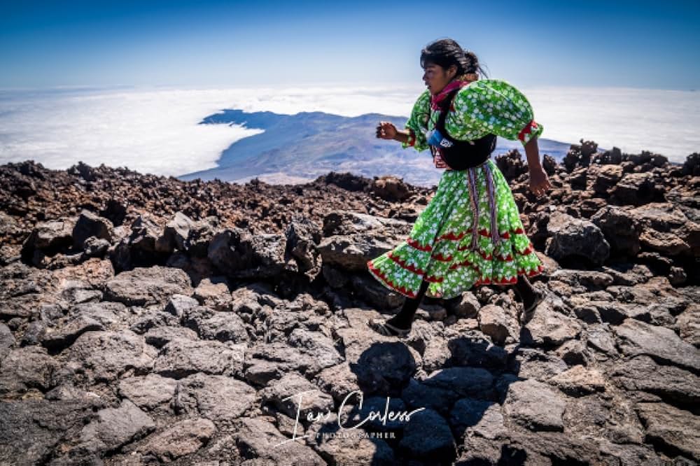 ロレーナ: サンダル履きのランナーの画像