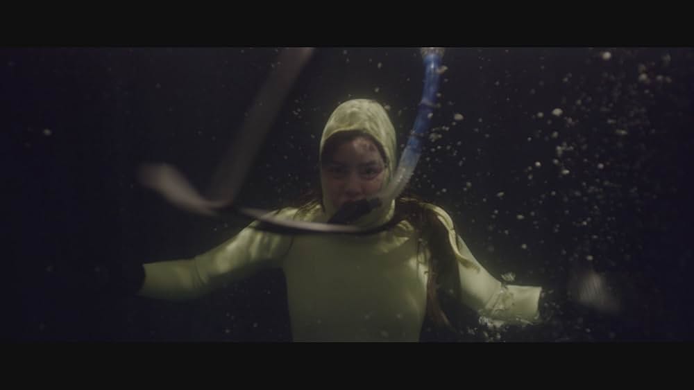 フローズン・ビロウの画像