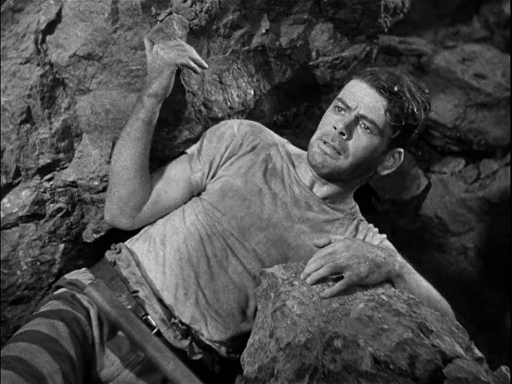 「仮面の米国」ポール・ムニの画像