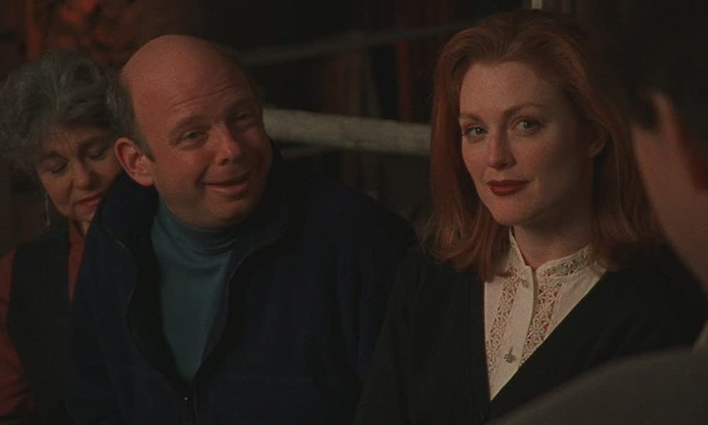 「42丁目のワーニャ」ジュリアン・ムーア & ウォーレス・ショーン & リン・コーエンの画像