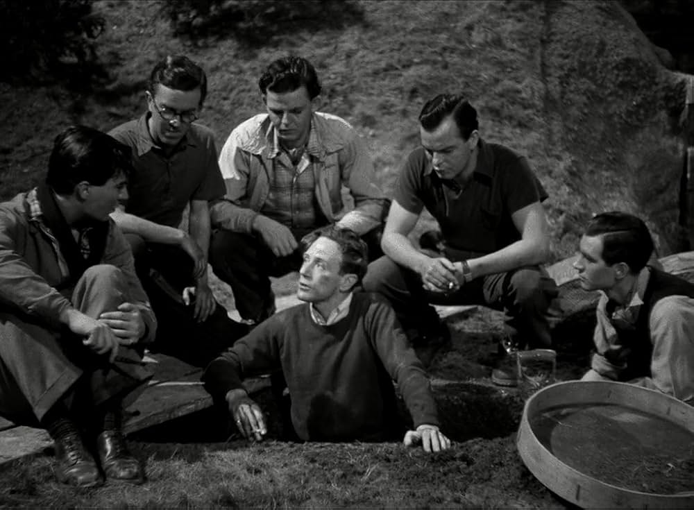 秘密警察の罠の画像