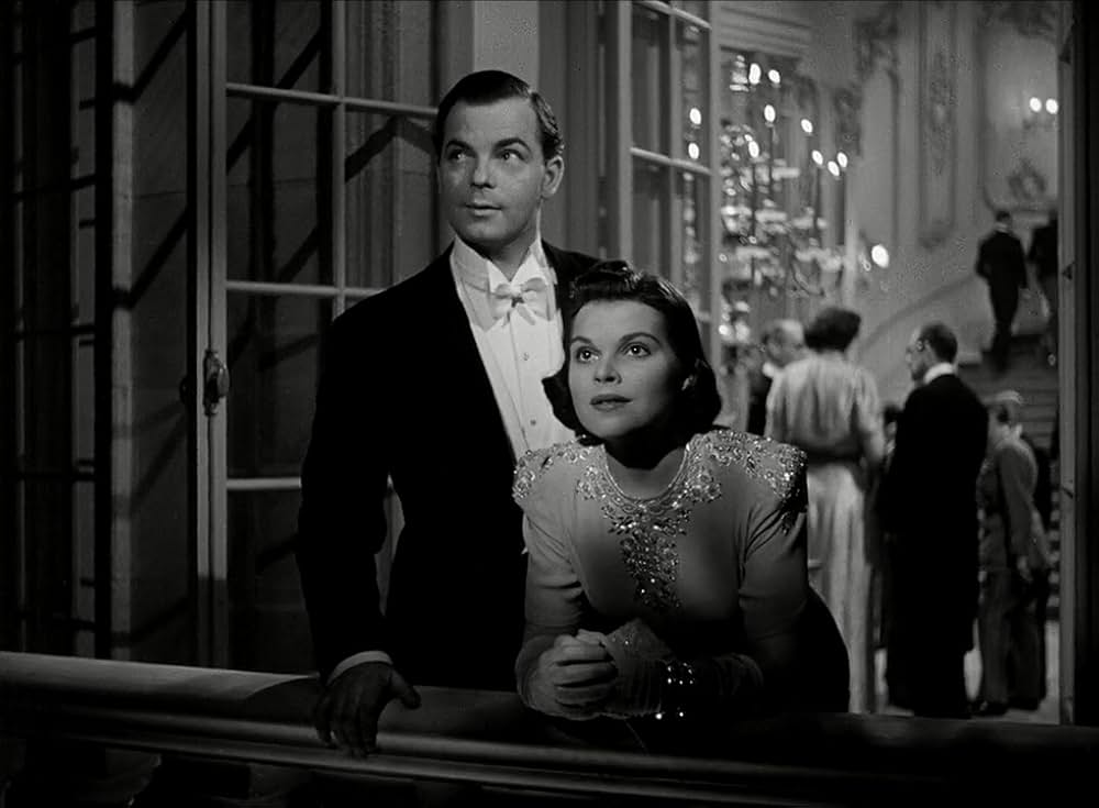 秘密警察の罠の画像