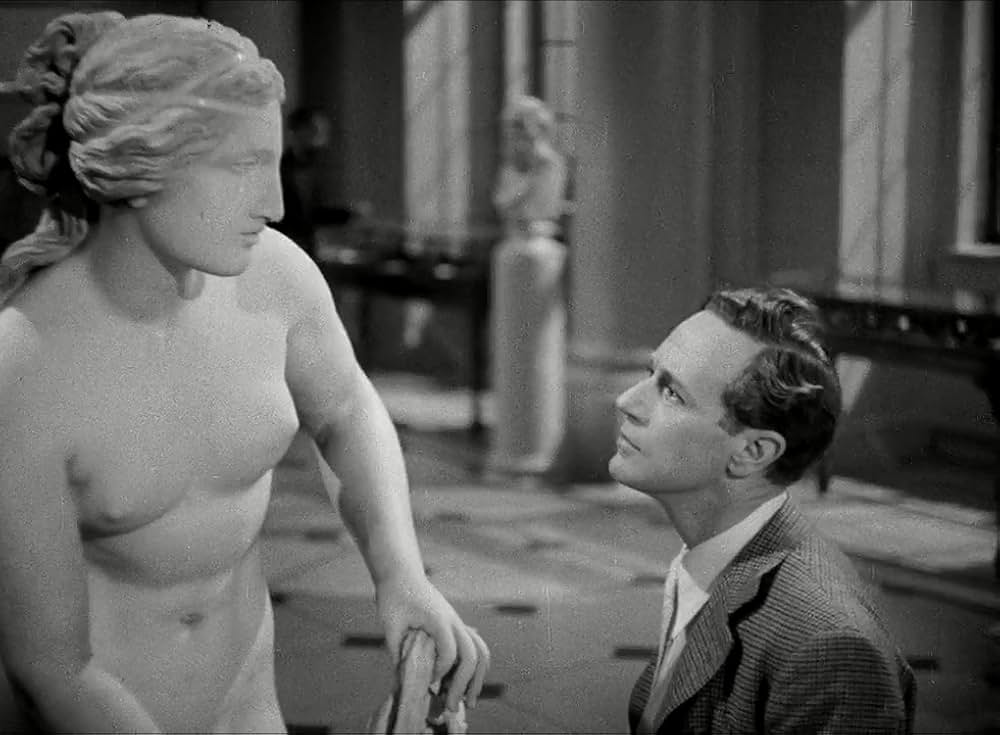 秘密警察の罠の画像