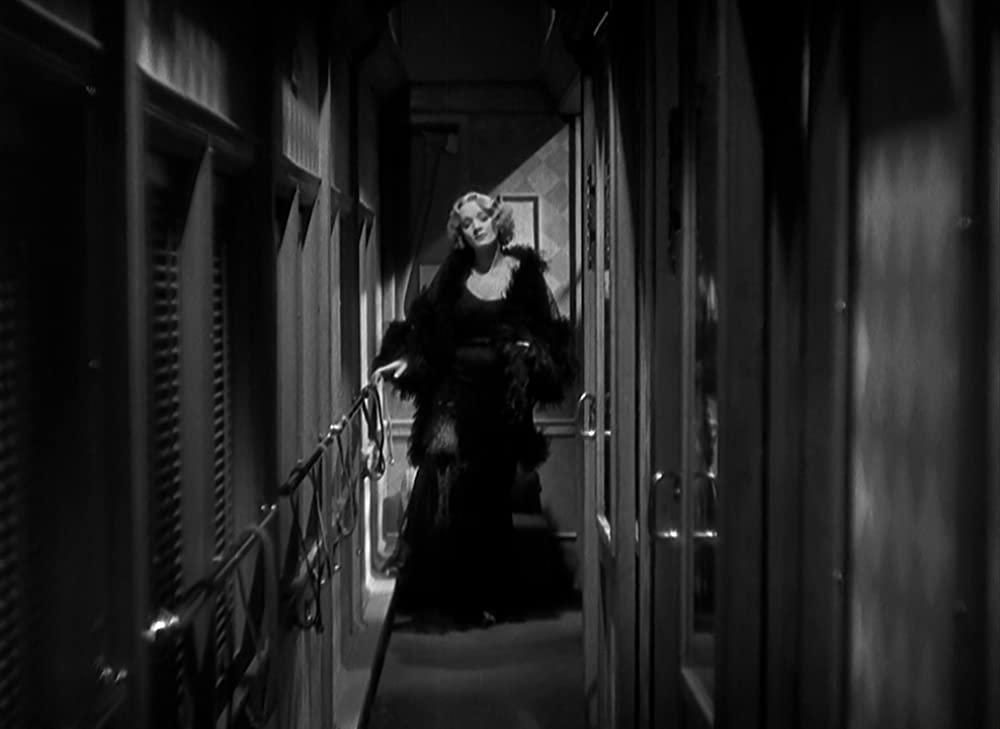 上海特急の画像