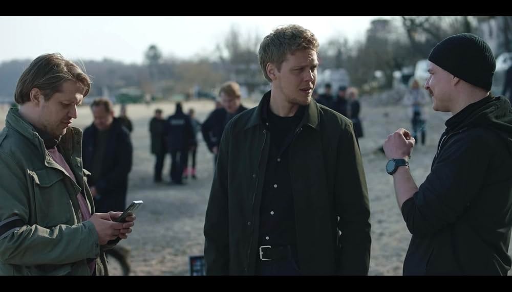 カラーズ・オブ・エビル：レッドの画像