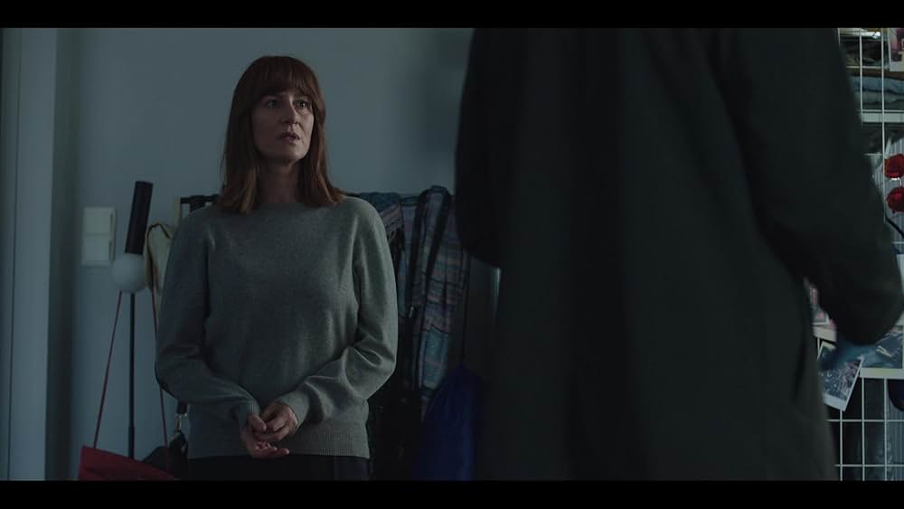 カラーズ・オブ・エビル：レッドの画像